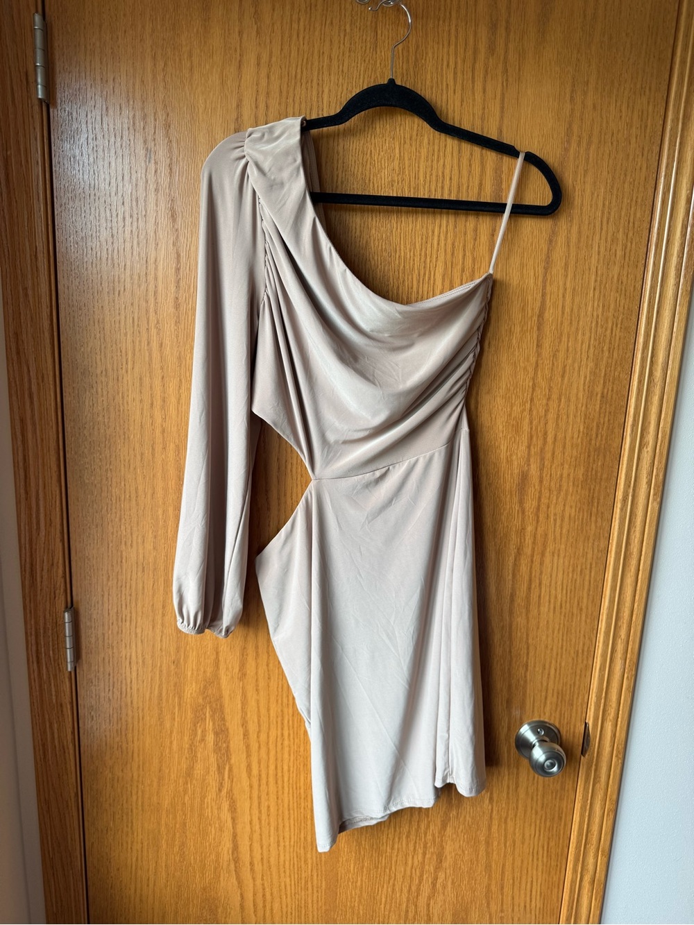 21 Saints One-Shoulder Nude Beige Dress with Cutout size XL